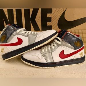 Mens Nike Air Jordan 1 Retro Olympic Rare Vintage 2008